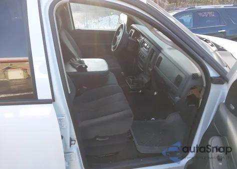 2002 Dodge Ram 1500 St z USA, uszkodzony, nr VIN 1D7HU18N62J153711